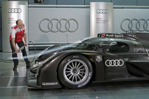 FOTO: Batman si-a tras Audi! Uite cum arata cea mai tare masina de curse:_11