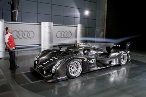 FOTO: Batman si-a tras Audi! Uite cum arata cea mai tare masina de curse:_14