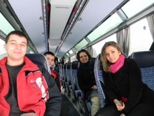 FOTO / Uhrin a inaugurat noul autocar al Timisoarei impreuna cu 300 de fani!_1
