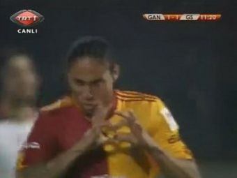 
	VIDEO / Hagi, salvat de un SUPER gol marcat de Pino! Gaziantep 1-1 Galata, in Cupa Turciei!
