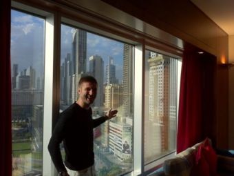 
	FOTO! Daca Dinamo nu l-a dat acolo, a plecat el :) Vezi primele imagini cu Andrei Cristea in Dubai!
