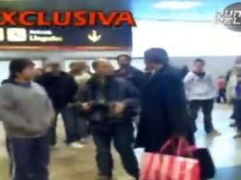 
	VIDEO INCREDIBIL! Mourinho, aproape sa BATA un fotograf pe aeroport!
