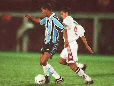 Ronaldinho AC Milan Gremio Porto Alegre Transfer