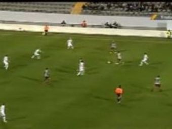 
	Cu Raul, Huntelaar si Deac in teren, Schalke s-a facut de ras cu Trabzon! Vezi un gol fenomenal de la 30 de metri! VIDEO
