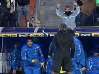 
	VIDEO! Mourinho s-a bucurat alaturi de FIUL SAU la golul lui Kaka! Vezi cum s-au isterizat oficialii lui Villarreal!
