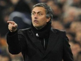 
	O legenda a fotbalului il ataca dur pe Mourinho: &quot;E grosolan si PROST CRESCUT!&quot;
	
