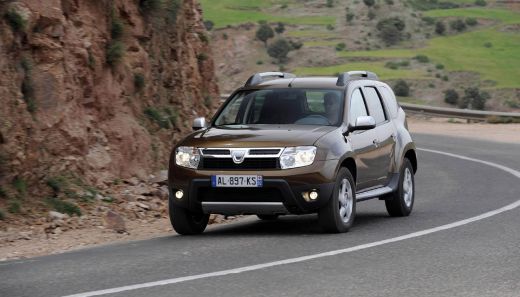 FOTO! Dacia vrea sa dea lovitura in 2011: Vezi cu ce schimbari vine Dusterul!_4