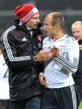 FOTO / Gest INCREDIBIL! Robben i-a dat un PUMN in figura lui Muller dupa meciul cu Werder!_7