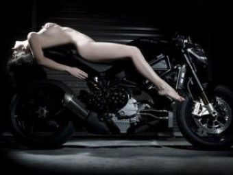 
	FOTO HOT: Ce forme&nbsp;sexy are noul Ducati! Vezi un pictorial incendiar!
