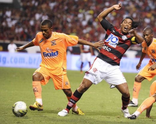 VIDEO Calcai si bicicleta FABULOASA pentru Ronaldinho la primul meci pentru Flamengo!_9
