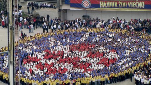 VIDEO Asa ceva n-ai mai vazut NICIODATA! Vezi cum au sarbatorit fanii lui Hajduk 100 de ani de la infiintarea clubului!_25