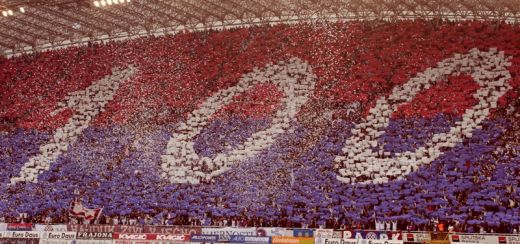 VIDEO Asa ceva n-ai mai vazut NICIODATA! Vezi cum au sarbatorit fanii lui Hajduk 100 de ani de la infiintarea clubului!_30