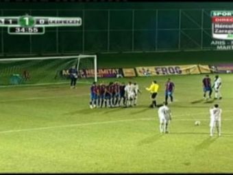
	VIDEO! Tatarusanu, lasat MASCA cu Debrecen de un gol marca Ronaldinho! Vezi in ce stil si-a incasat-o!
