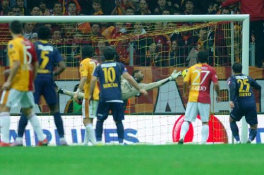 Culio inscrie primul gol la Galatasaray: Galata 1-0 Bucaspor! Vezi imagini!_4