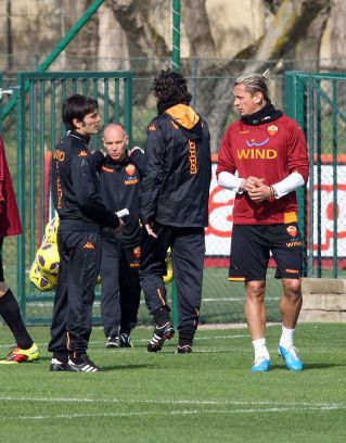 Primele poze cu Montella la primul antrenament ca antrenor la AS Roma! Vine Ancelotti din vara?_15