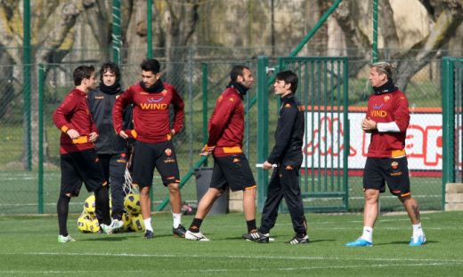 Primele poze cu Montella la primul antrenament ca antrenor la AS Roma! Vine Ancelotti din vara?_18
