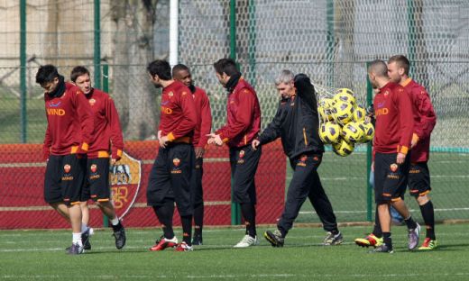 Primele poze cu Montella la primul antrenament ca antrenor la AS Roma! Vine Ancelotti din vara?_19