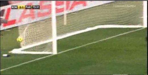 ASTA e cel mai frumos gol al saptamanii: vezi ce gol cu calcaiul de la 12 metri a dat Amauri! VIDEO_3