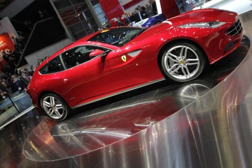 VEZI cum arata Ferrari FF! FOTO_5