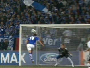 Schalke merge in sferturile Ligii dupa un meci NEBUN: Schalke 3-1 Valencia! VIDEO:_3