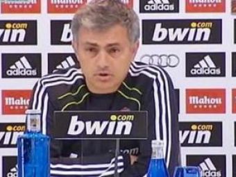 
	Mourinho SOCHEAZA din nou: &quot;Nu-l mai convoc pe Iker Casillas ca sa-i fac drumul spre titlu mai usor Barcelonei!&quot;
