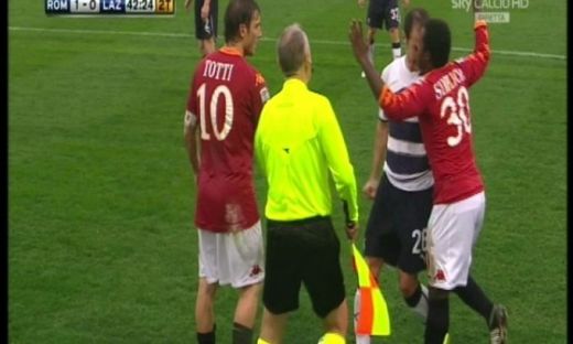 VIDEO / Totti a dat un gol MAGISTRAL cu Lazio! Vezi ELIMINAREA lui Stefan Radu si cum l-a consolat Totti:_10