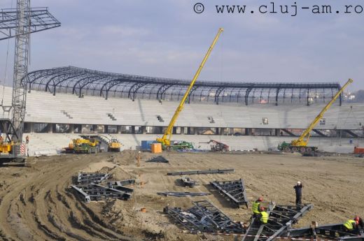 FOTO / Se monteaza acoperisul de la Cluj Arena! Vezi cum arata stadionul de cinci stele din Cluj:_1