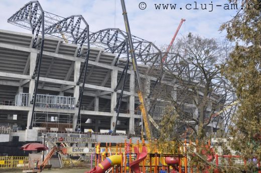 FOTO / Se monteaza acoperisul de la Cluj Arena! Vezi cum arata stadionul de cinci stele din Cluj:_8