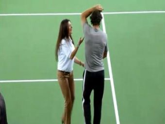 
	VIDEO / Djokovic l-a pus pe Nadal sa danseze salsa! Vezi cum s-a descurcat spaniolul:
