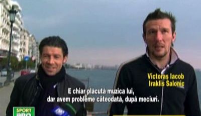 
	VIDEO Patronul le canta in vestiar dupa meci! Vezi super imagini cu Mara si Iacob la Salonic!
