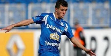 
	Moraes fuge de Metalurg unde cauta Steaua jucatori: &quot;Am plecat in Portugalia, nu am drept de joc la Donetk!&quot;
