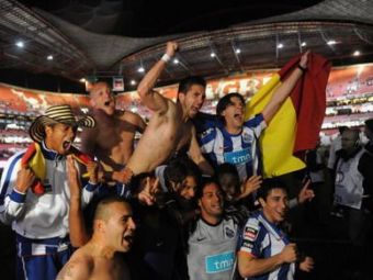 
	VIDEO: Sapunaru, campion cu Porto! Jucatorul a sarbatorit infasurat in steagul Romaniei!
