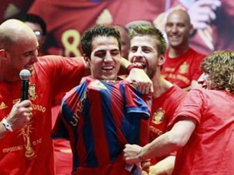
	Fabregas a facut ACCIDENT in drum spre antrenament! Mai da Barcelona 50 de milioane de euro?
