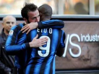 
	VIDEO Inter inca mai spera la titlu in Italia! Inter 2-0 Chievo! Vezi ce goluri au dat Cambiasso si Maicon!
