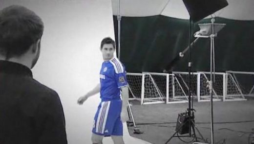 FOTO&VIDEO! Asta este echipamentul in care Torres spera sa marcheze primul gol dupa transferul de la Liverpool_6