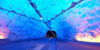 FOTO: Cele mai lungi tunele din lume! Vezi 10 locuri unde NU ai vrea sa ti se strice masina:_1