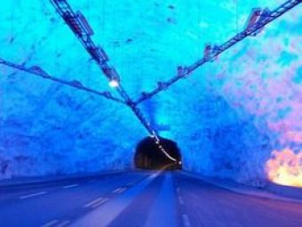 
	FOTO: Cele mai lungi tunele din lume! Vezi 10 locuri unde NU ai vrea sa ti se strice masina:
