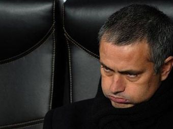 
	Mourinho ATACAT din interior inainte de meciurile capitale cu Barca &quot;E un plangacios! Sa invete de la Guardiola!&quot;
