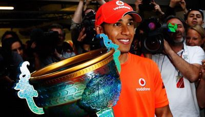 Spectacol in China: Hamilton, la prima victorie in 2011! Webber, pe podium de pe 18! Vezi filmul cursei_2