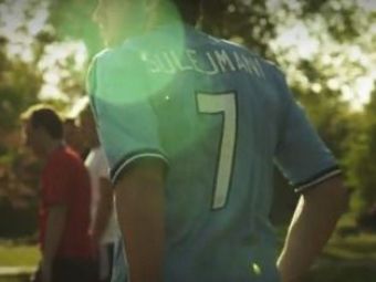 
	VIDEO / Jucatorii de la Ajax si-a prezentat in cel mai original mod noile tricouri de deplasare!
