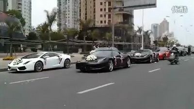 
	VIDEO FABULOS! Masini de&nbsp;milioane de euro la o nunta in China!
