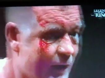 VIDEO! Holyfield si-a lasat in SANGE adversarul! A castigat o noua lupta si vrea sa fie cel mai batran campion mondial la categoria grea