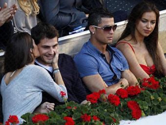 
	Irina Shayk si Sara Carbonero ii au la degetul mic pe Ronaldo si Casillas! SUPERFOTO de la turneul lui Tiriac
