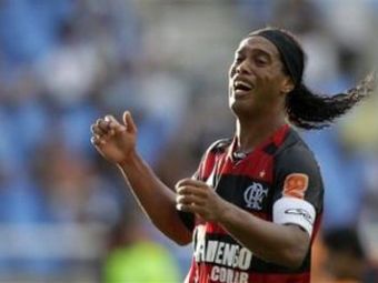 Ronaldinho a mai dat un GOLAZO! VIDEO