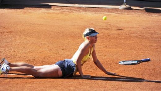 FOTO: Sharapova a plonjat pentru finala! IMAGINI HOT care au facut deliciul semifinalelor de la Roma:_7