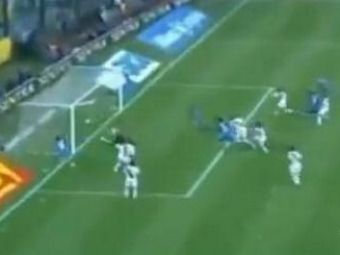 VIDEO / Cel mai tare autogol al zilei: portarul si-a bagat mingea in poarta in cel mai tare meci din Argentina!