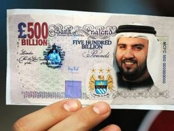 
	Politica de transferuri se face la Palat! Antrenorul care a zburat la Abu Dhabi pentru a cere rest de la o bancnota de un miliard!
