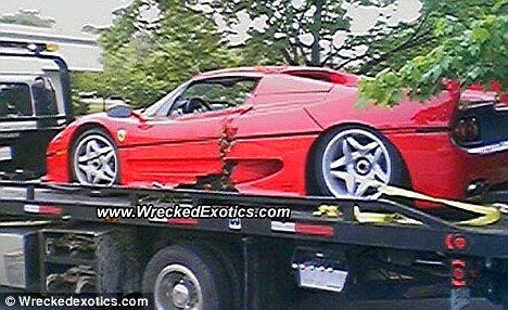 FABULOS! Un agent FBI a distrus un Ferrari de 800.000 de euro confiscat pentru o investigatie! SUPER-FOTO_3