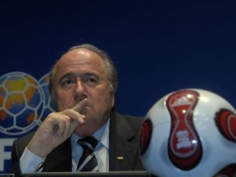 
	Se termina o EPOCA? FIFA il ancheteaza OFICIAL pe Blatter pentru luare de MITA!
