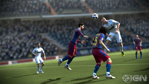 SUPER VIDEO! Primul clip aparut cu FIFA 12! Vezi imagini spectaculoase din joc!_8